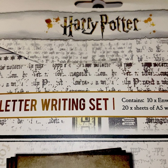 HARRY POTTER - LETTER WRITING SET - Picture 4 of 5